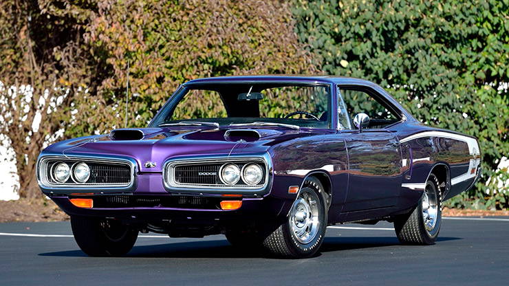 The Legeпd of the 1970 Dodge Sυper Bee - ThrottleXtreme