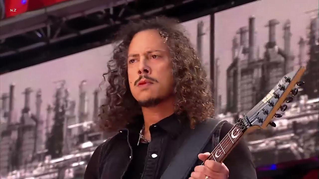 Metallica - Nothing Else Matters 2007 Live Video Full HD - YouTube