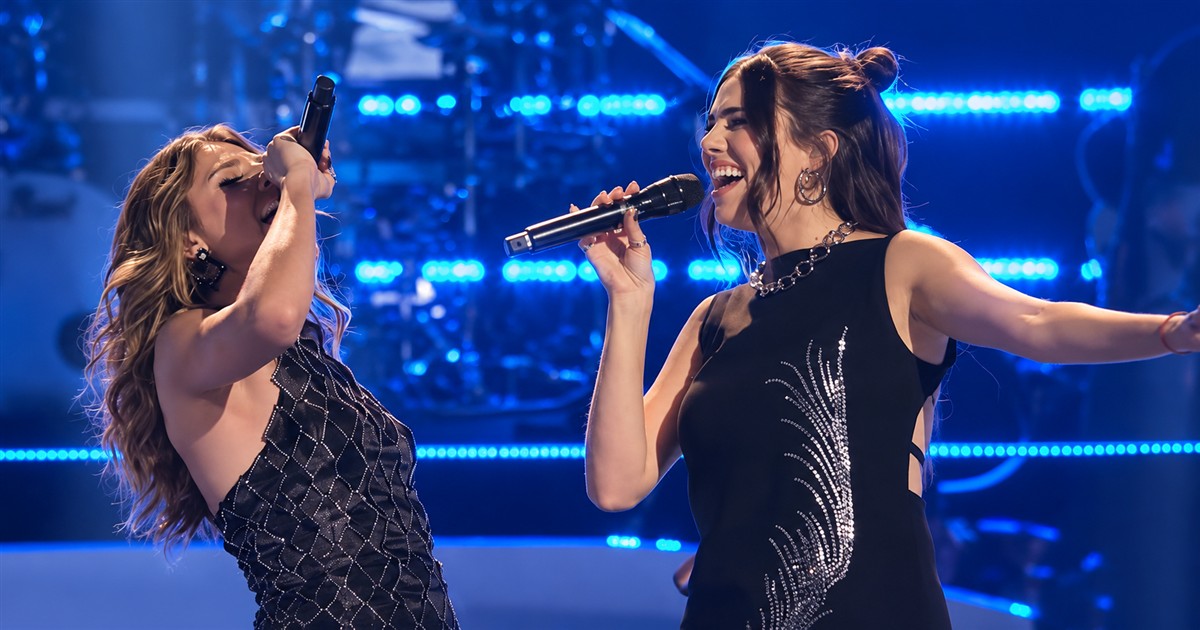 Dakota Cohen and Destinee Monroe singing Bring Me to Life during The Voice Battles.